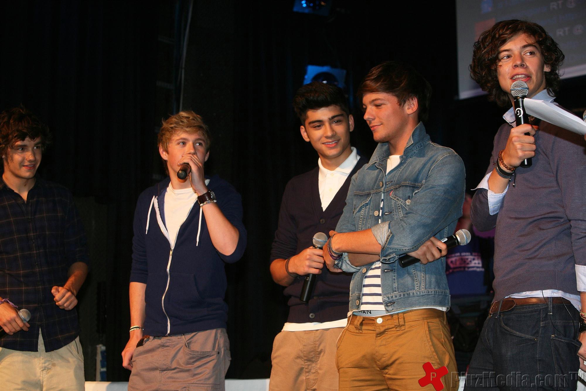 One Direction attends a fan event at the Hotel Arena | Picture 95479